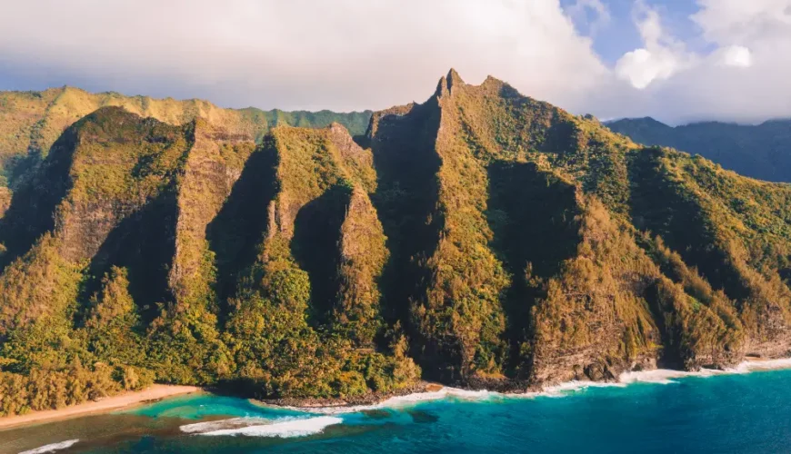 Discover the Magic of Hawaii with Aloha Sunshine Tours
