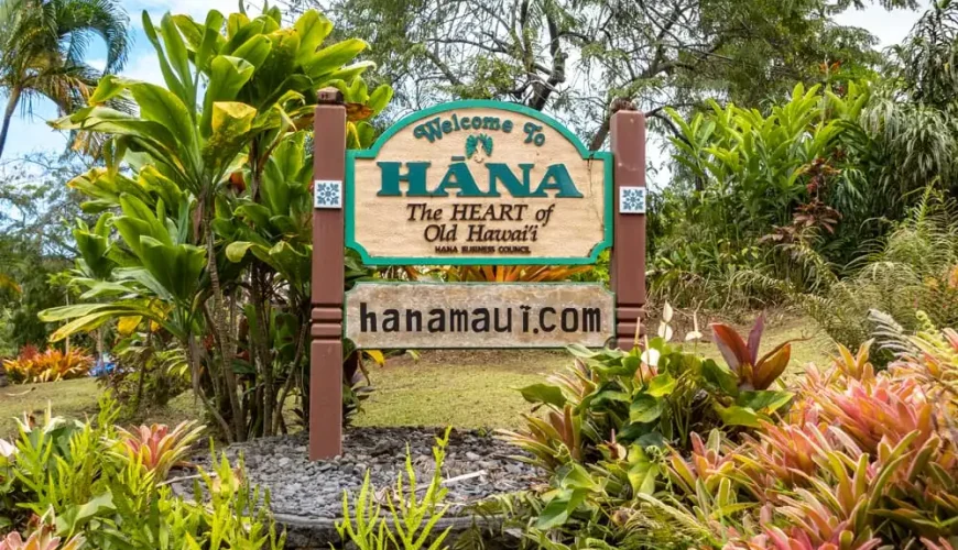 Top 10 Must-Visit Attractions in Hawaii for First-Time Travelers