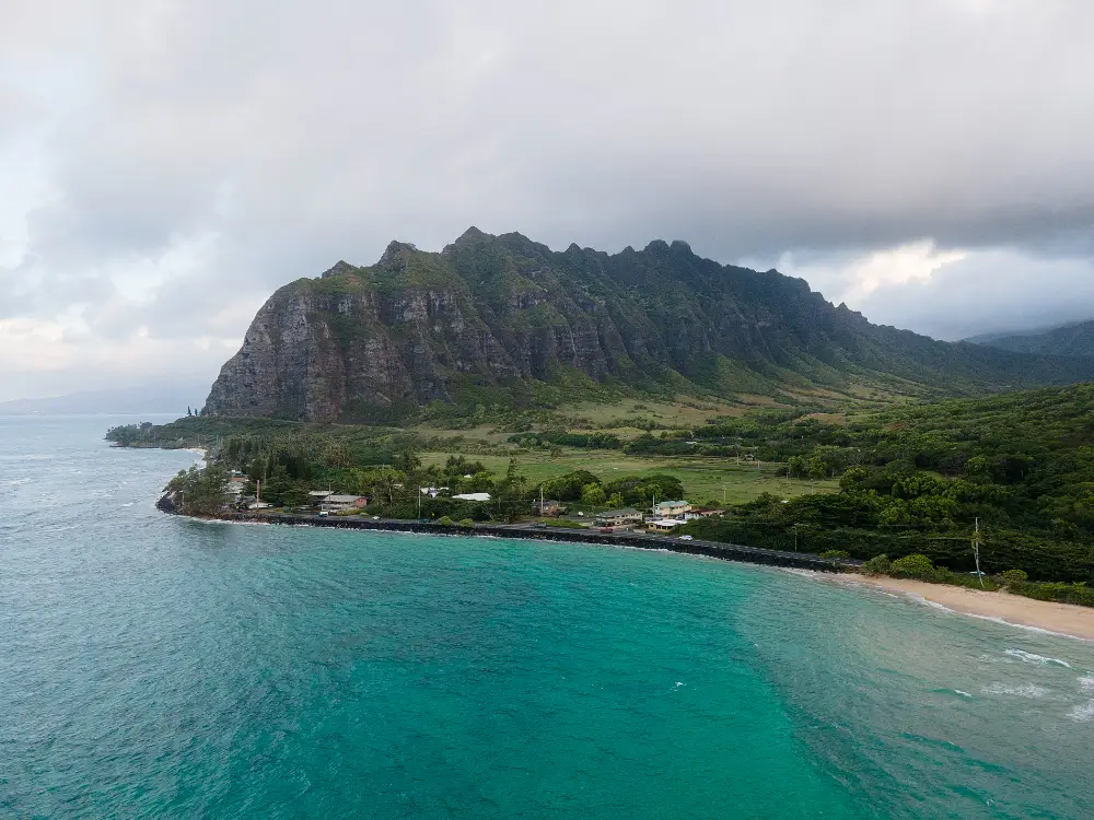 Uncover Hidden Gems on Oahu with Aloha Sunshine Tours